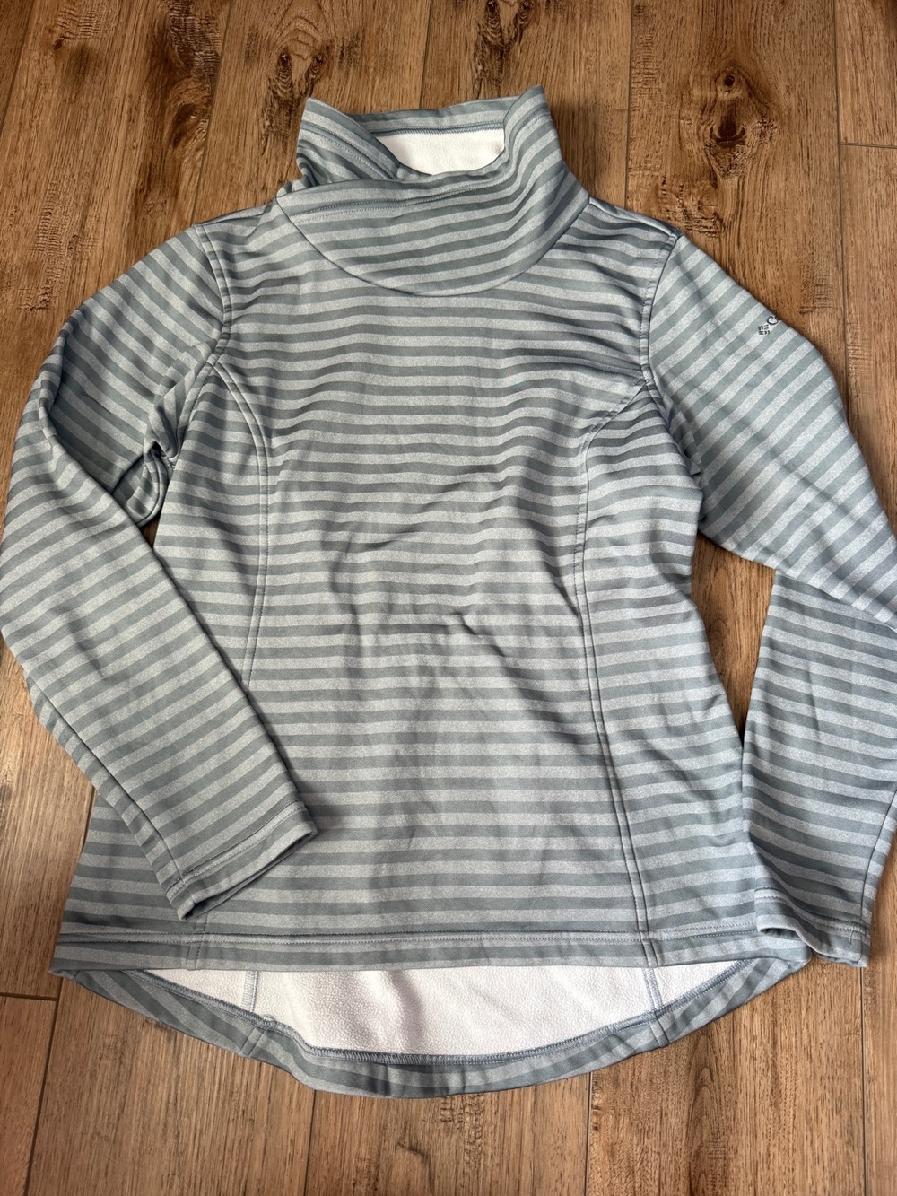 Columbia Light Gray & Heather Stripe Turtleneck Pullover